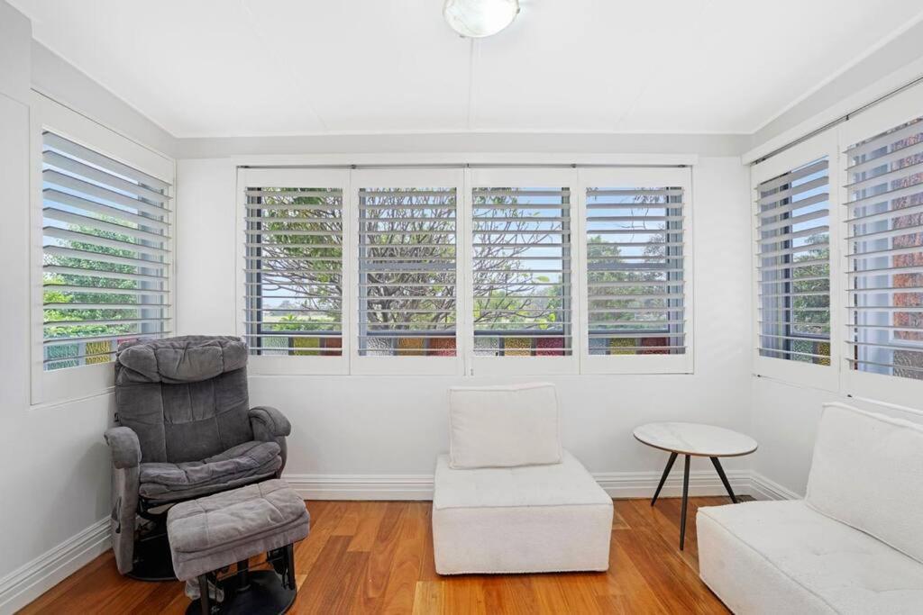 Chic 4 Bedroom House Five Dock Apartment Sydney
