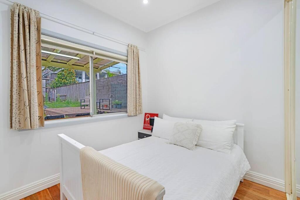 Chic 4 Bedroom House Five Dock Apartment